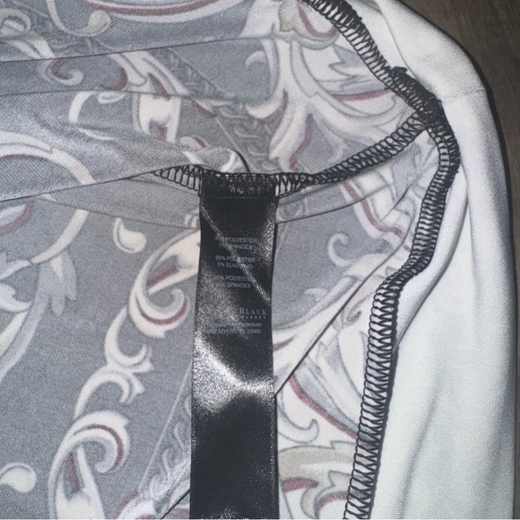 White House Black Market Black and White Ornate Tunic - Picture 7 of 7